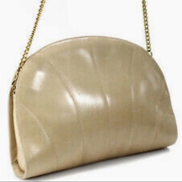 Salvatore Ferragamo Handbags - Salvatore Ferragamo Crossbody Bag